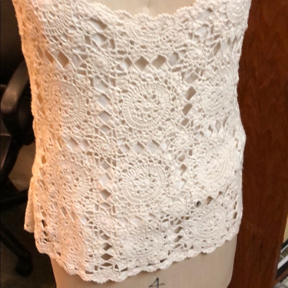 Lauren Ralph Lauren cream colored crochet knit top - Picture 2 of 8